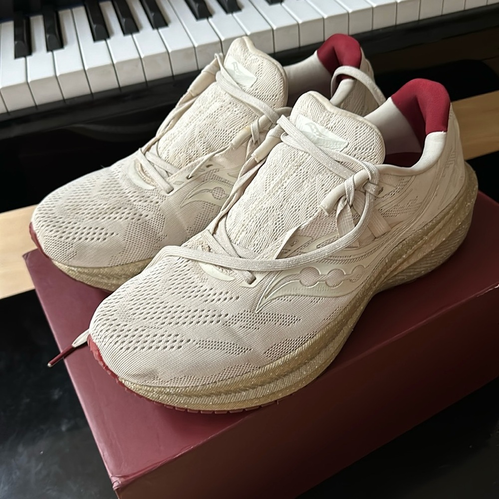 Brie & Wine Limited Edition Saucony Women’s Shoes 11